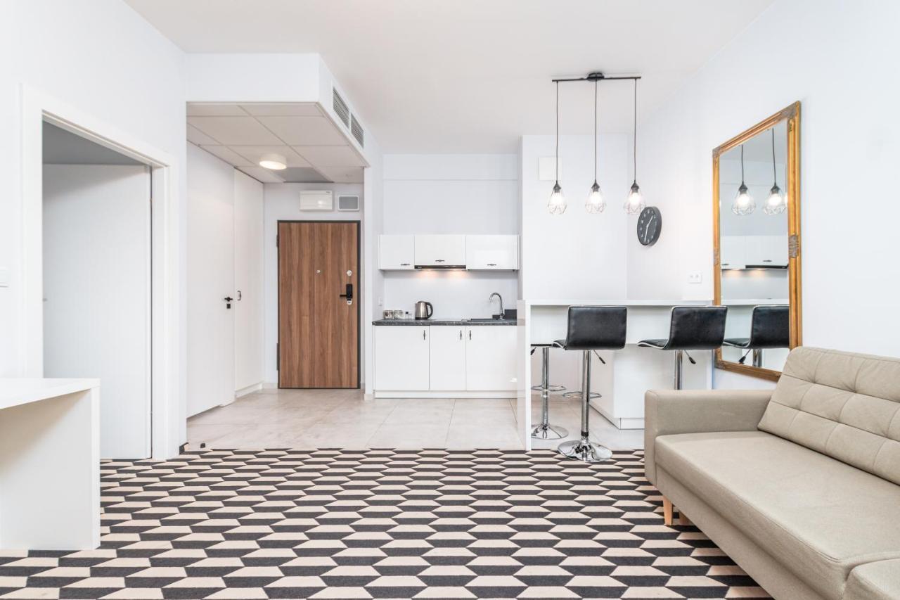 Prymasa Tysiaclecia 83A C - D By Homeprime Varšava Exteriér fotografie