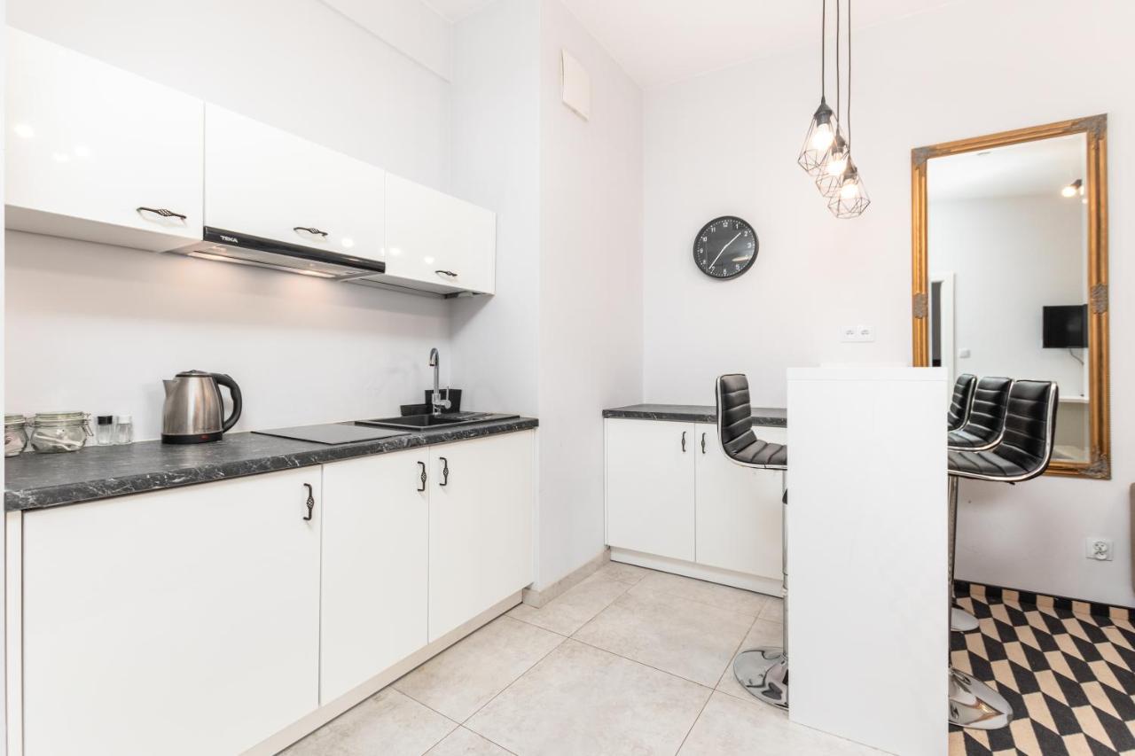 Prymasa Tysiaclecia 83A C - D By Homeprime Varšava Exteriér fotografie