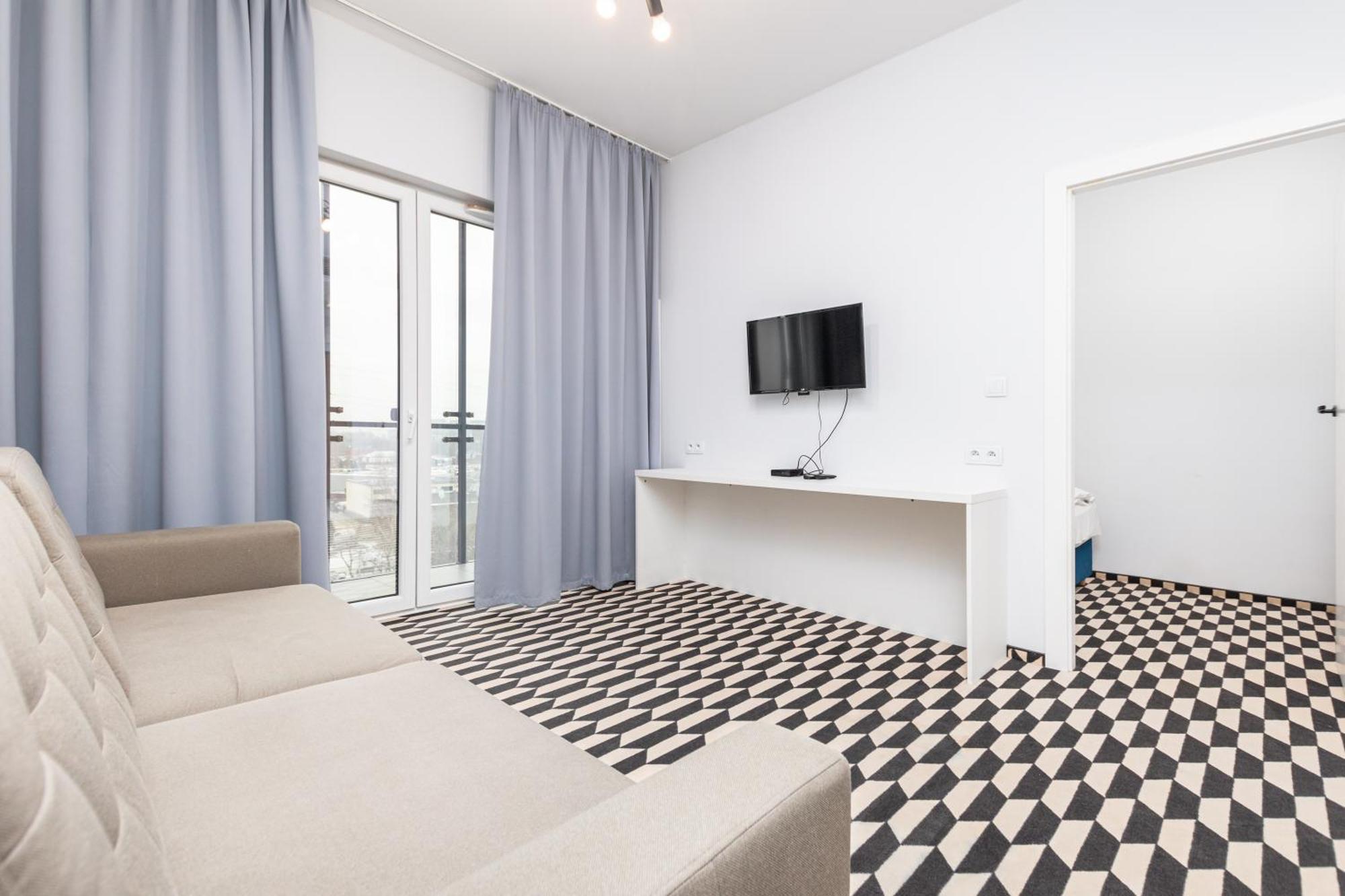 Prymasa Tysiaclecia 83A C - D By Homeprime Varšava Exteriér fotografie