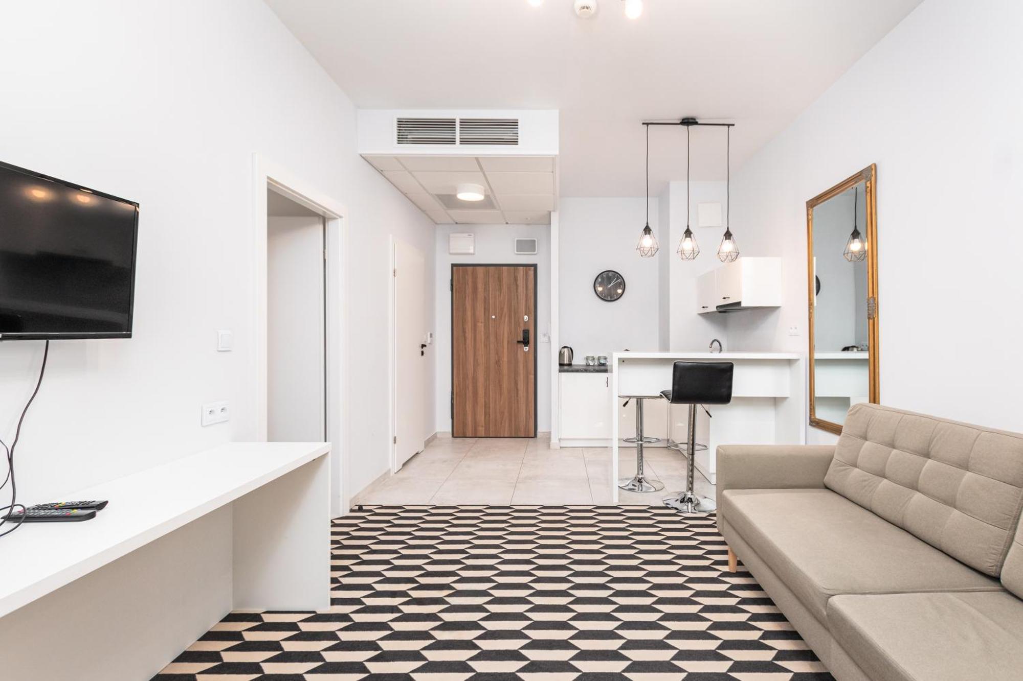 Prymasa Tysiaclecia 83A C - D By Homeprime Varšava Exteriér fotografie